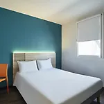 Hotelf1 Geneve Aeroport Hotel