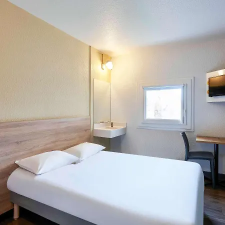 Hotel Hotelf1 Geneve Aeroport