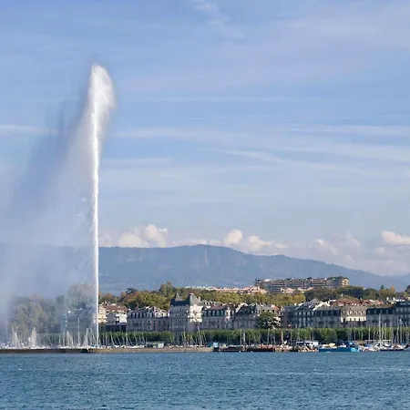Hotelf1 Geneve Aeroport *