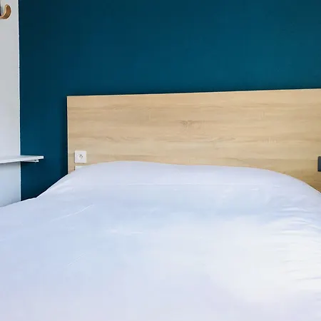 Hotelf1 Geneve Aeroport *