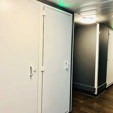 Hotel Hotelf1 Geneve Aeroport *