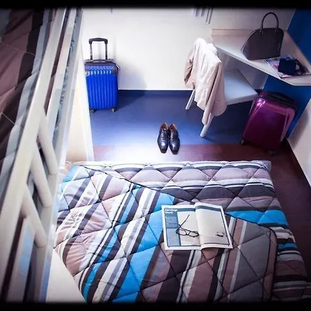 Hotell Hotelf1 Geneve Aeroport